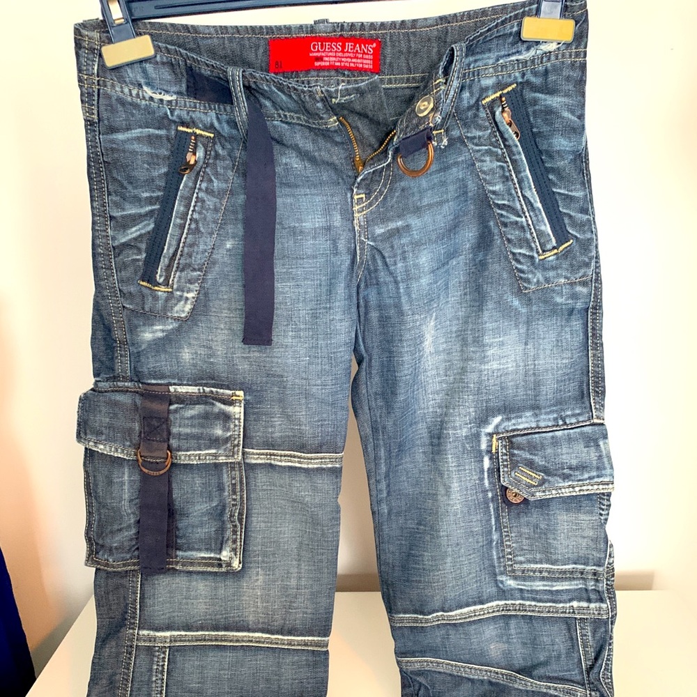 *Vintage Guess Cropped Jeans, Size 28, Cargo Pockets & Zippers - very cute on!!